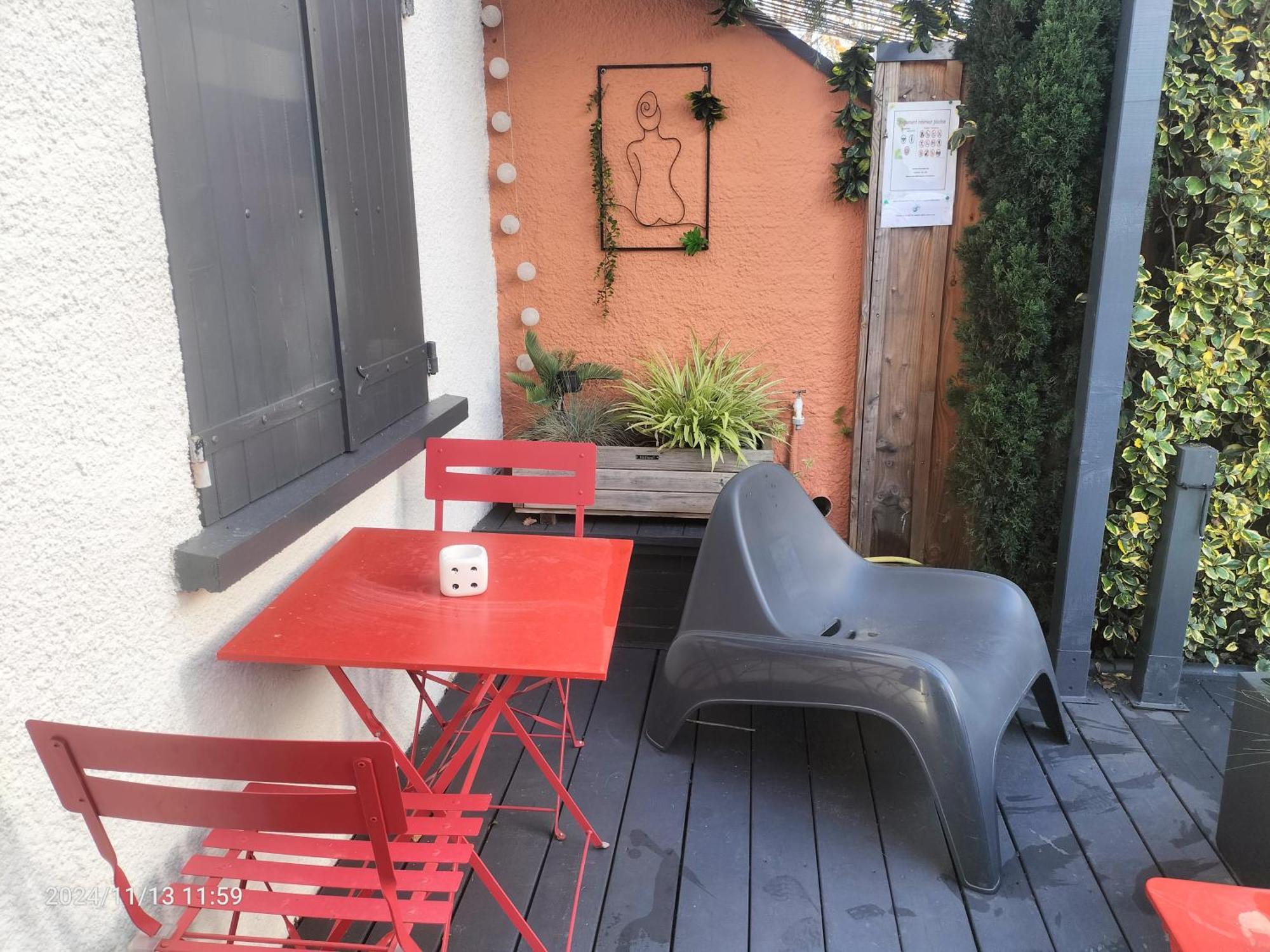 Au Bord Du Vieux Moulin Apartment Merignac  Luaran gambar