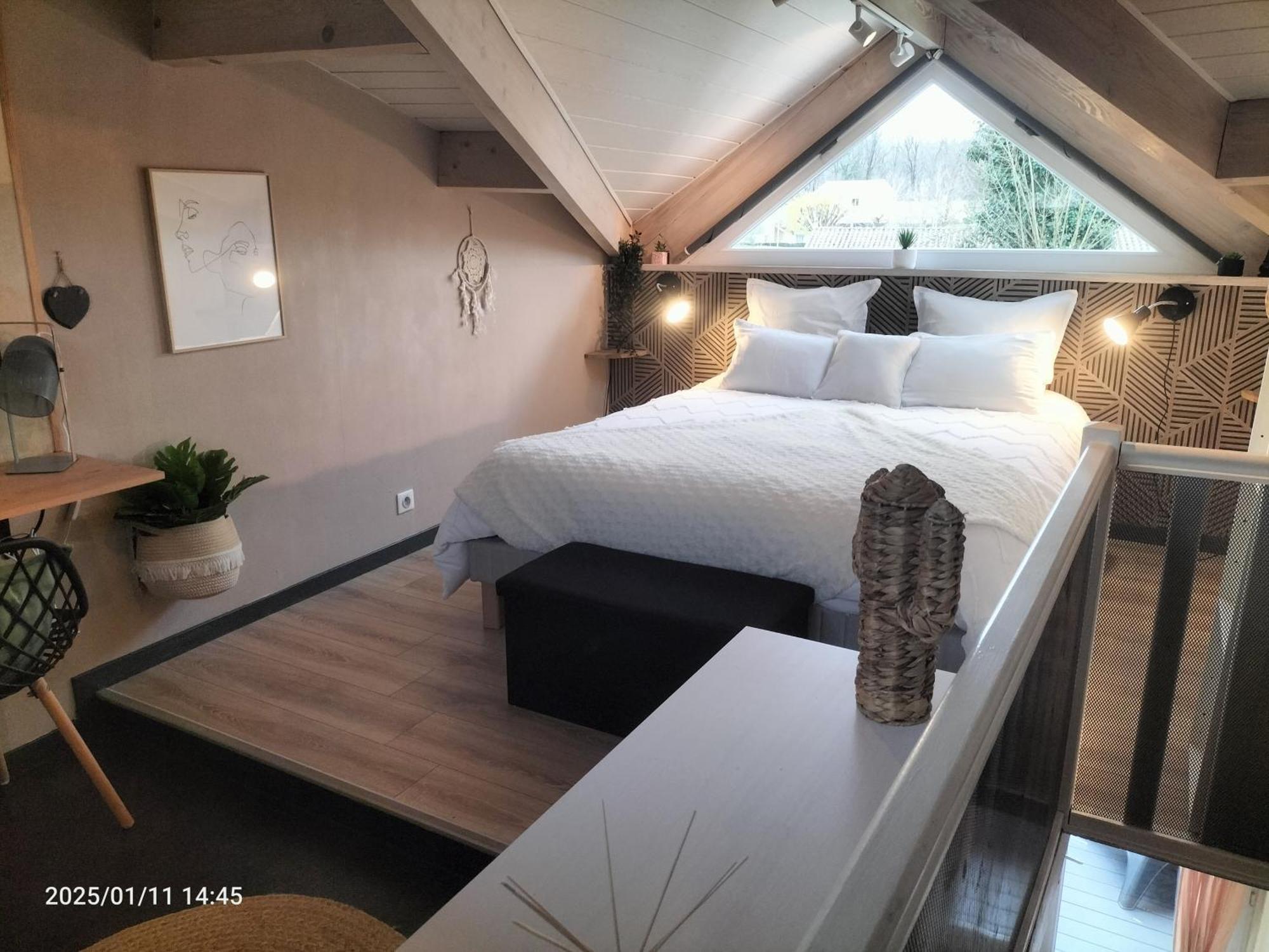 Au Bord Du Vieux Moulin Apartment Merignac  Luaran gambar