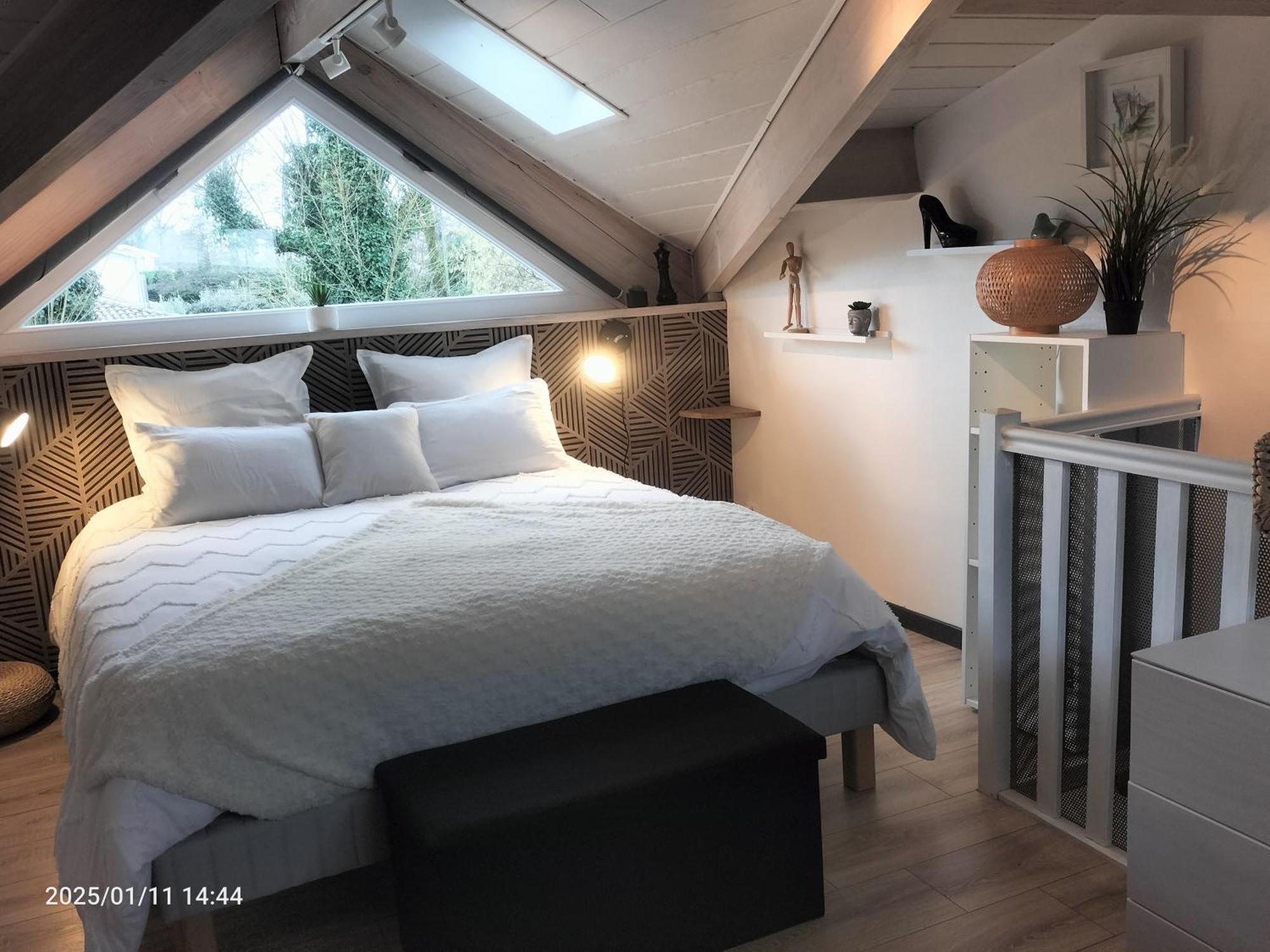 Au Bord Du Vieux Moulin Apartment Merignac  Luaran gambar