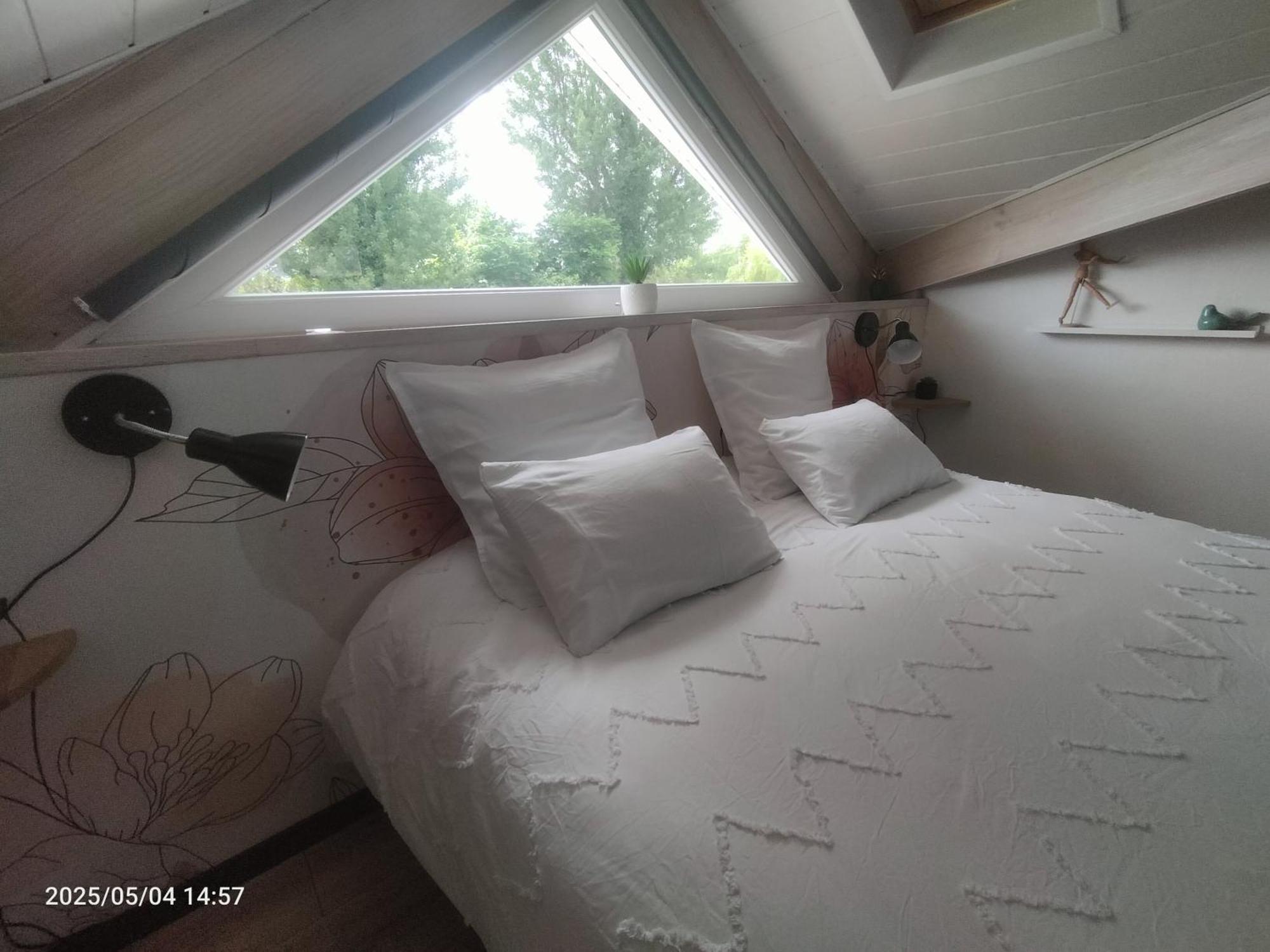 Au Bord Du Vieux Moulin Apartment Merignac  Luaran gambar